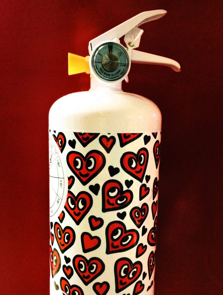 Decorated fire extinguisher - Red heart faces