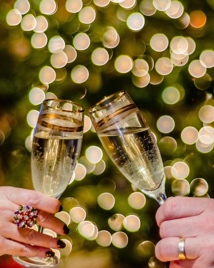 Bokeh photography effect - Champagne