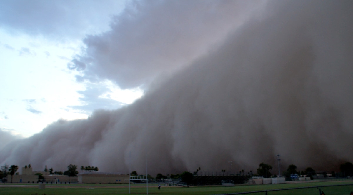 Is a dust storm dangerous?